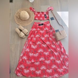 NWT Lulu’s two piece tropical top and skirt